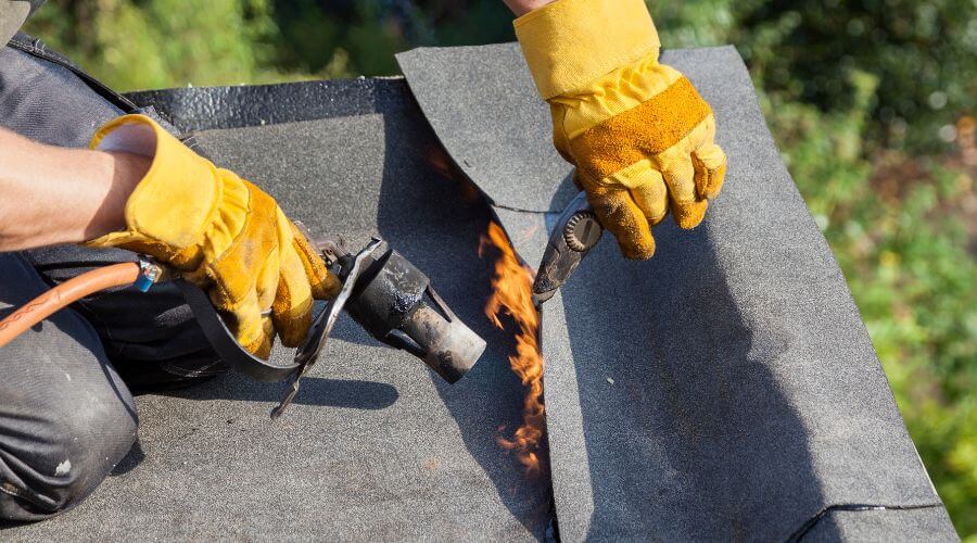 Professional gutter cleaning in Keswick, VA